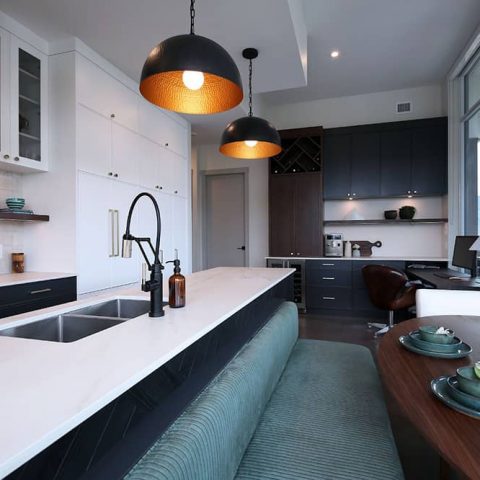 Kitchen reno Design: Katie Nesbitt (Isabey Interiors) | Photography: Trevor Cooper Photography | Construction: ARG Contracting